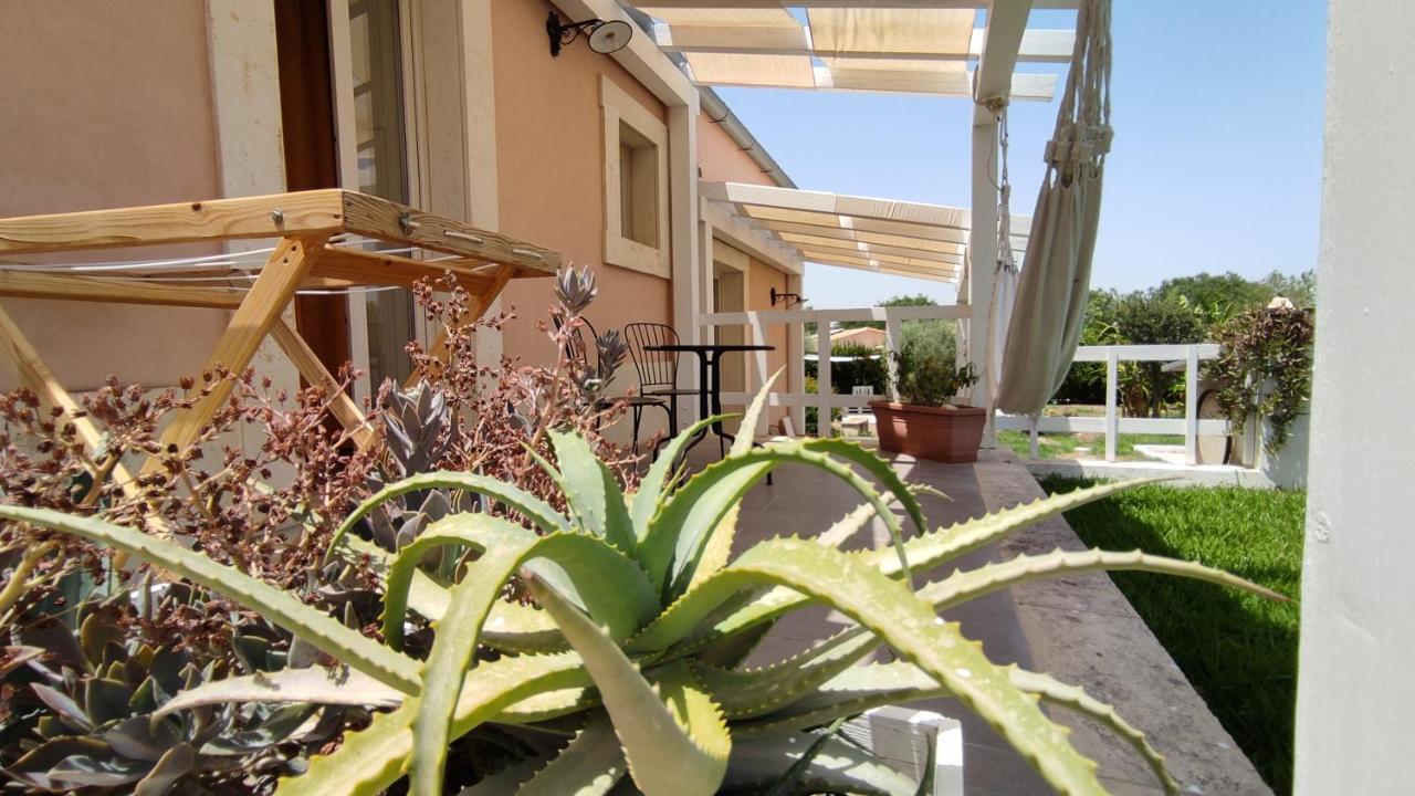 Вілла Le Zagare Di Vendicari Lido di Noto Екстер'єр фото